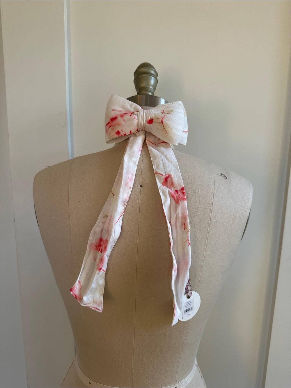 White Floral Bow Hair clip